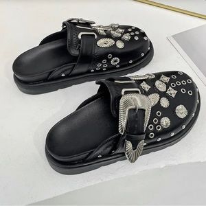 NWT Punk Rock Women’s Vintage Cutout Rivets Mule Slippers
